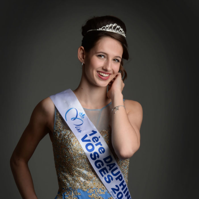 élection Miss Lorraine Miss Vosges Chloe BLAISE ere Dauphine Miss Vosges Crédit photo Noëlla BARRAS copie